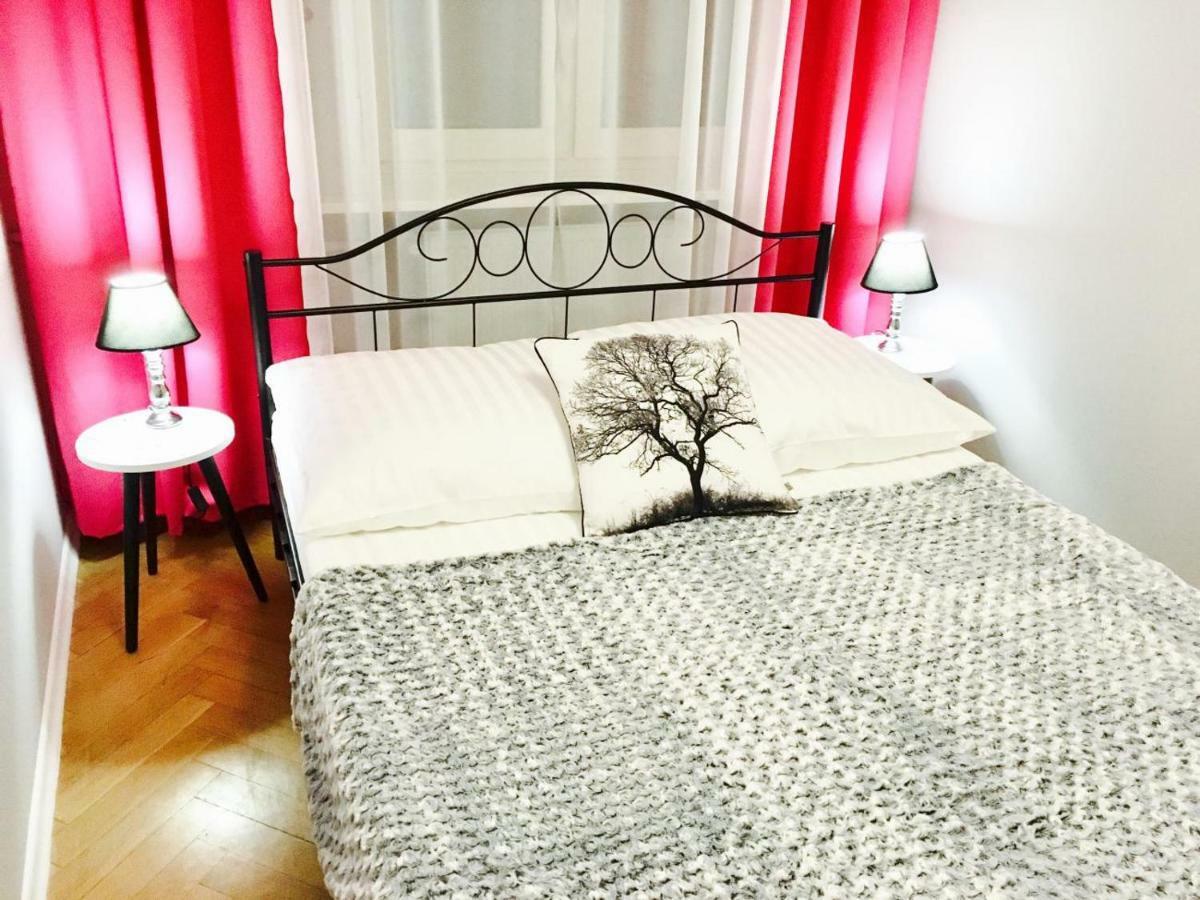 Clicktheflat Apartment Chmielna 7 Варшава Екстериор снимка